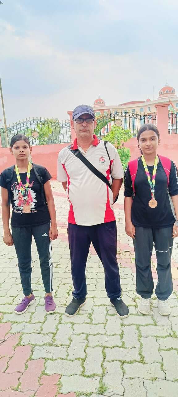 वुशु : गोविंद विद्यालय की मीरु व अर्शी मारूफ ने जीते पदक