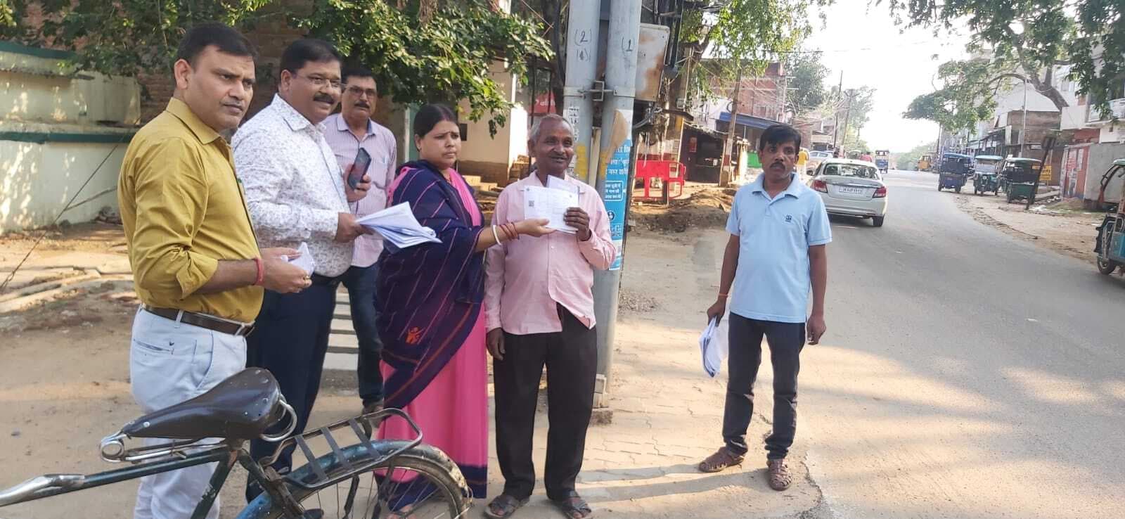 चिह्नित पते पर मतदाता के नहीं मिलने पर कॉलम में दर्ज करें जिक्र: निर्वाचन संयुक्त सचिव