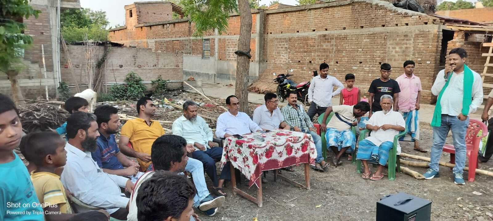 कांग्रेस ने चलाया जनसंपर्क अभियान, पांच न्याय का किया वायदा