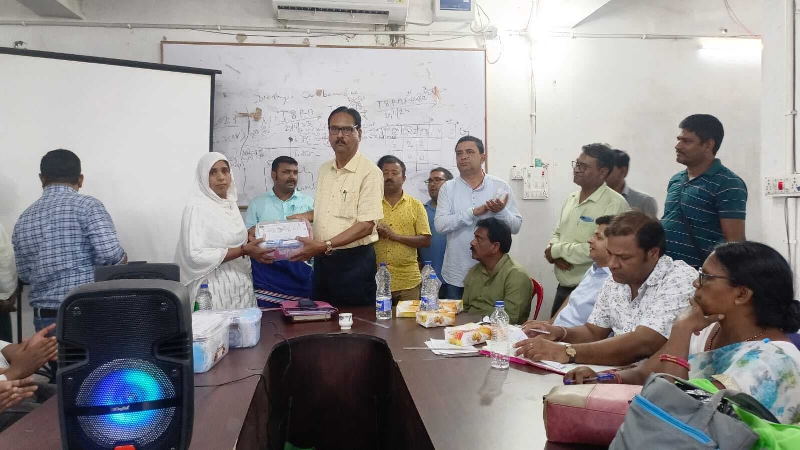 मतदान के दौरान चिकित्सा सेवा उपलब्ध कराने के लिए 18 मेडिकल टीम का गठन, निर्वाचन कार्यालय को सौंपी गयी कर्मियों की सूची