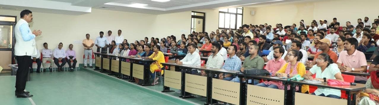 BAU Bhagalpur : कुलपति ने छात्र-छात्राओं को सफल होने के टिप्स बताये