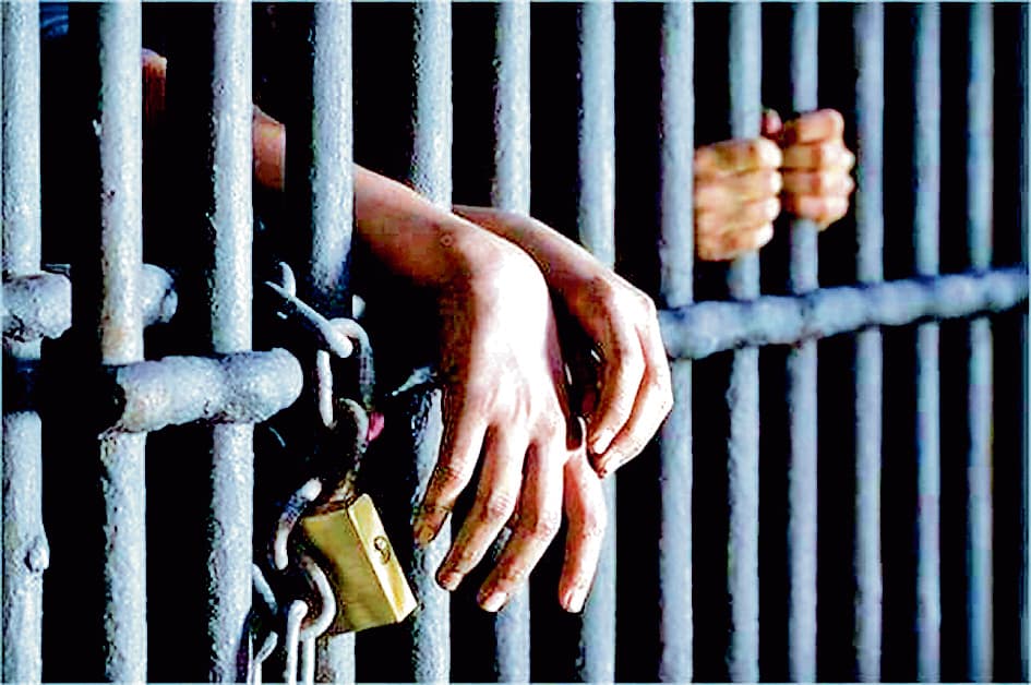 ऑनलाइन निवेश का लालच दे ठगे 65 लाख