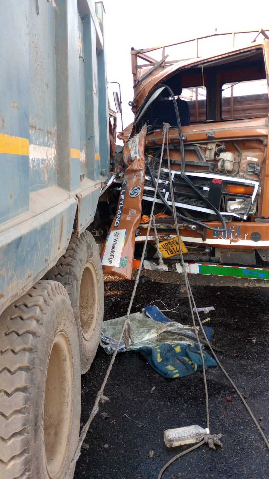 मसौढ़ी. हाइवा व ट्रक के आमने-सामने की टक्कर में ट्रक चालक की मौत