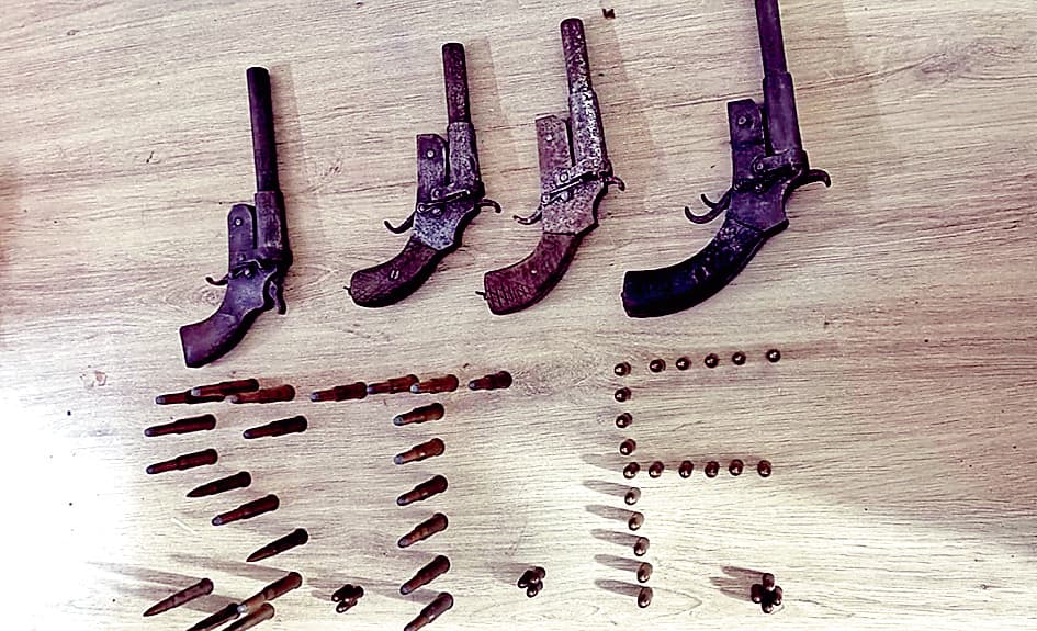 चार पाइपगन और 53 राउंड कारतूस के साथ भागलपुर के सागिर को किया गिरफ्तार