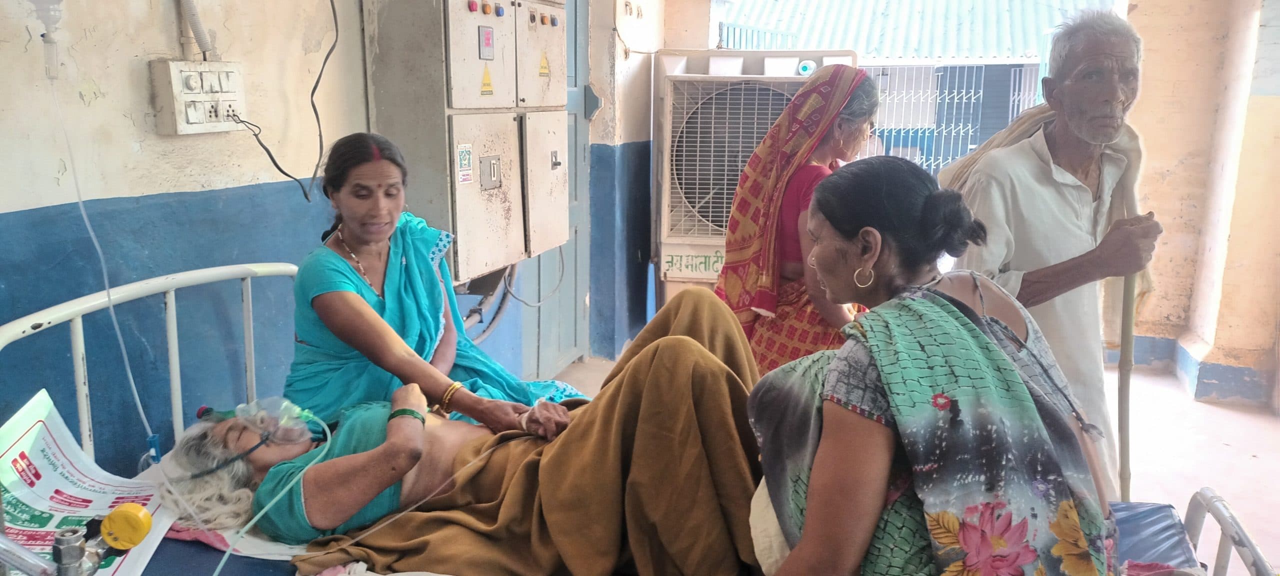 गर्मी से बीमार हो रहे लोग, ओपीडी में रोज पहुंच रहे एक हजार मरीज