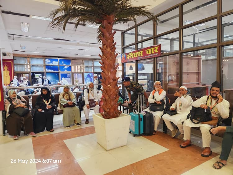 गया से रवाना हुए सूबे के 320 हज यात्री