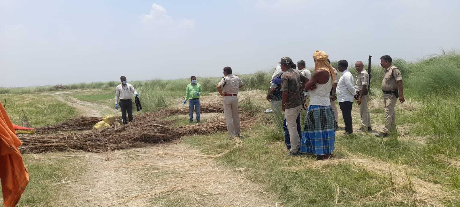 किसान की तेज हथियार से गला काटकर हत्या