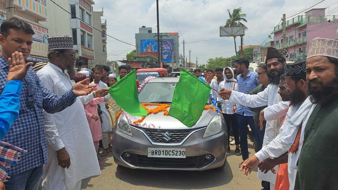 कुरान की तिलावत कर हज यात्रियों को किया रवाना