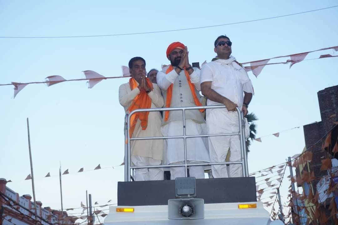 बिक्रम में रामकृपाल के समर्थन में सम्राट चौधरी ने किया रोड शो