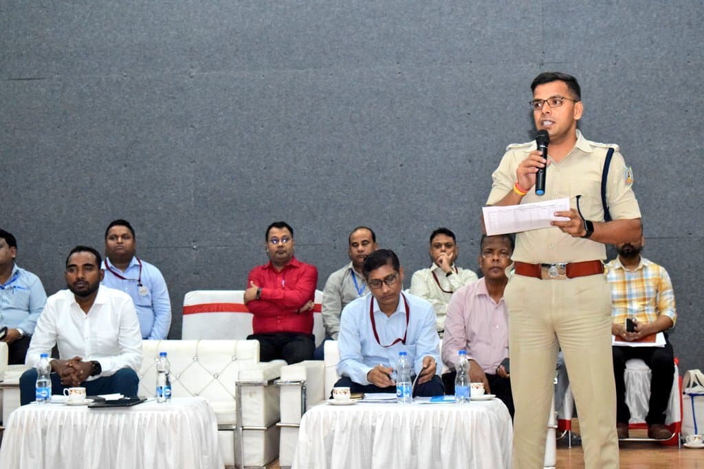 दो-दो घंटे के अंतराल पर मतदान प्रतिशत की दें जानकारी व नियंत्रण कक्ष के रहें संपर्क में