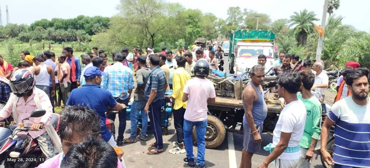 बाइक व भुटभुटिया की टक्कर से एक व्यक्ति की मौत, दूसरा गंभीर रूप से घायल