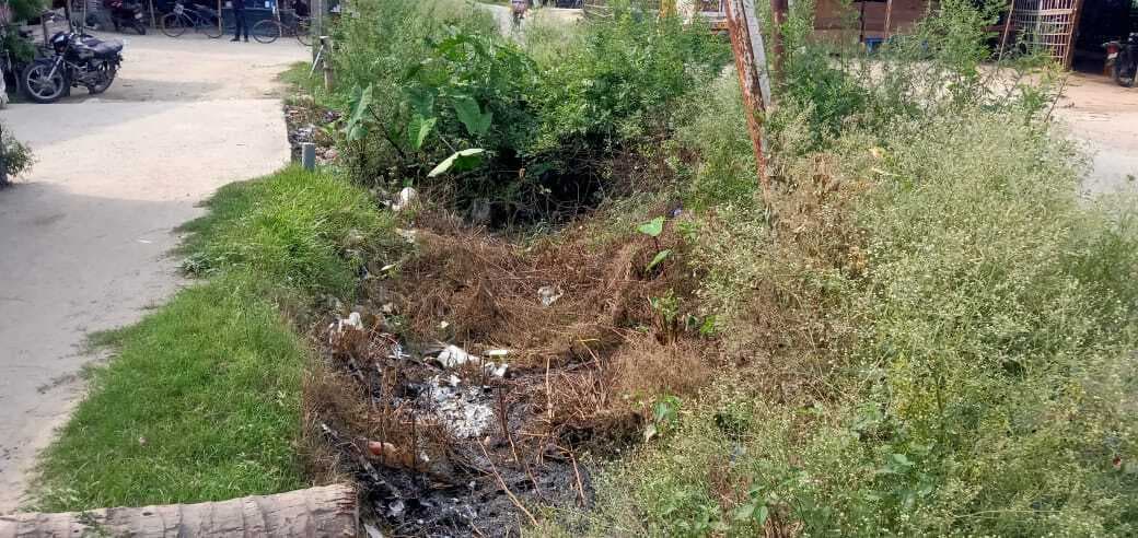 देखरेख के अभाव में माइनर क्षतिग्रस्त