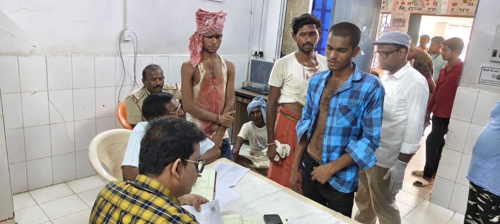 जमीन विवाद को लेकर दो पक्षों में मारपीट