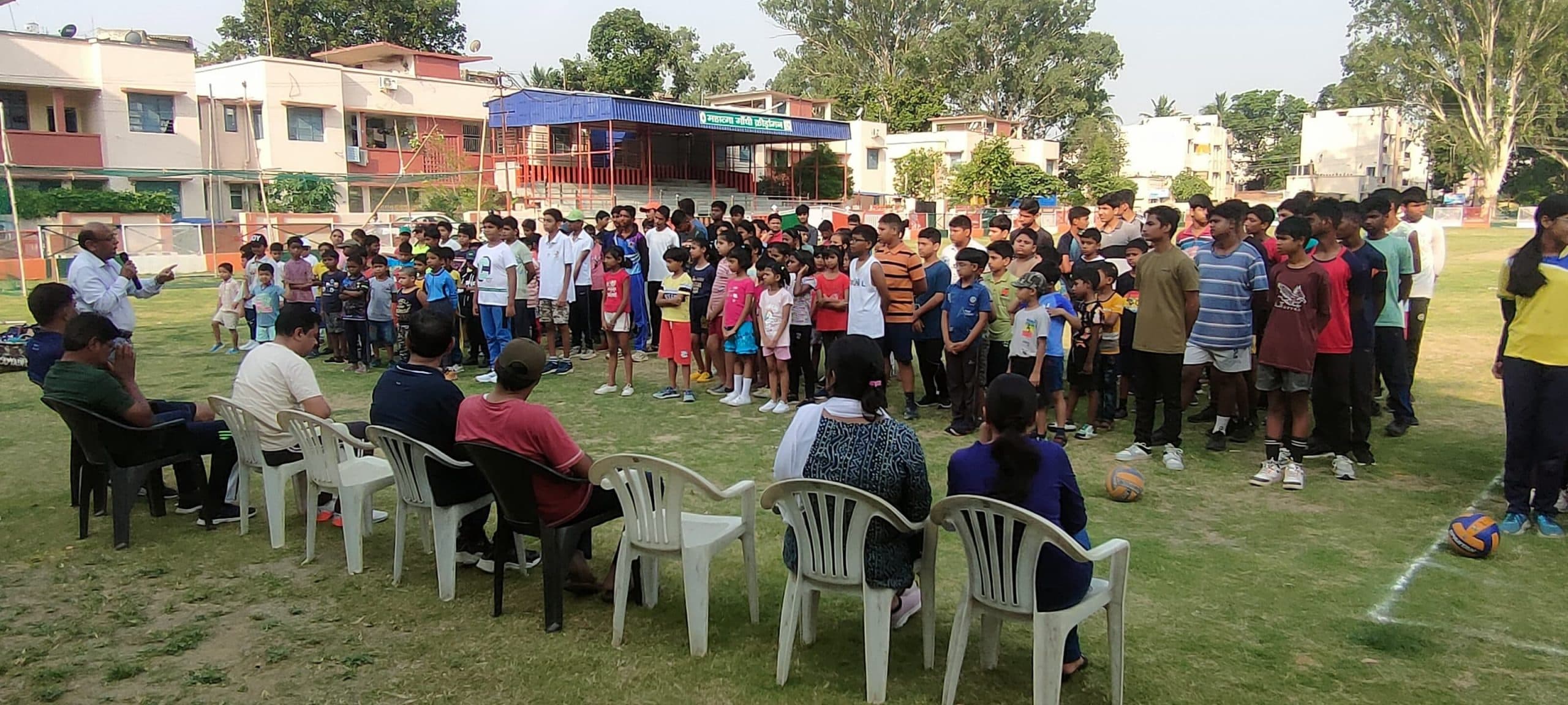 सीसीएल की ओर से वॉलीबॉल और क्रिकेट का समर प्रशिक्षण शिविर शुरू