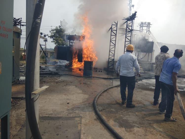 ट्रांसफार्मर में लगी आग, माइंस और कॉलोनियों में बिजली आपूर्ति ठप