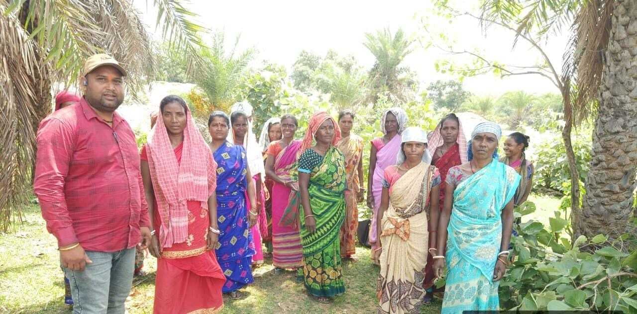 पर्यावरण सप्ताह पर ग्रामीणों को किया जागरूक