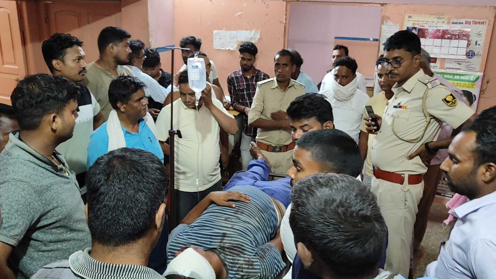 सड़क दुर्घटना में धमना चौकीदार ललन यादव घायल