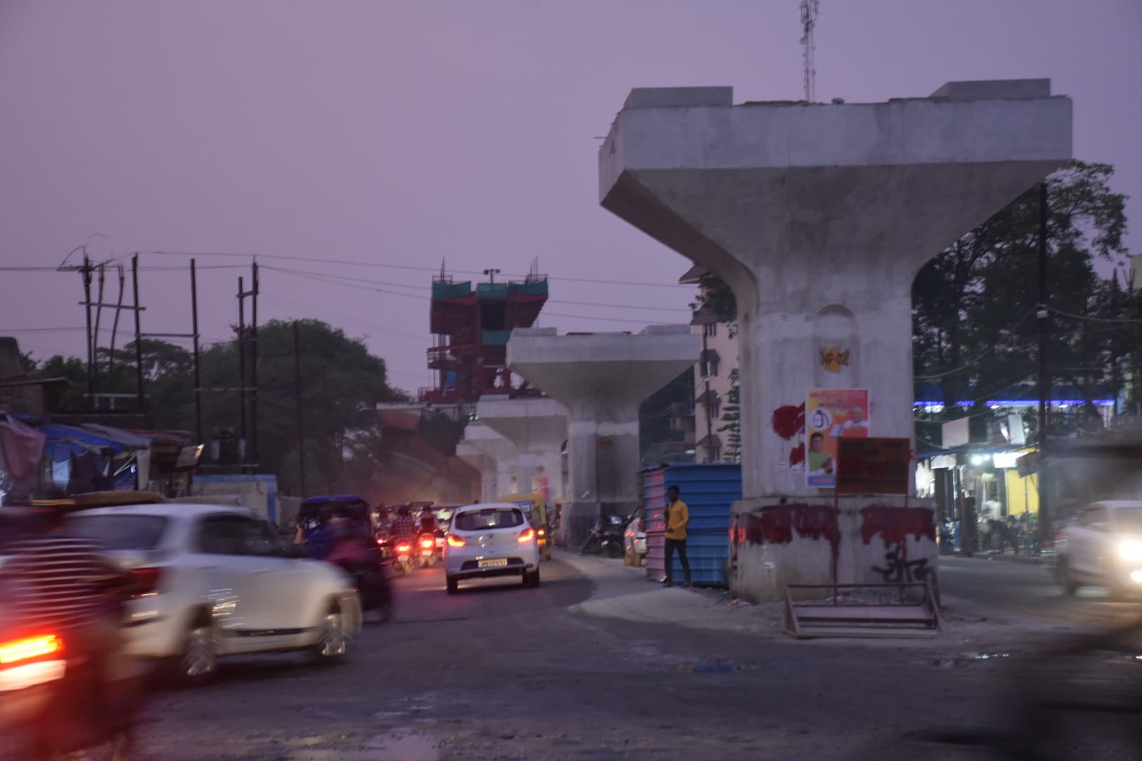कांटाटोली फ्लाइओवर में पांच पिलरों को जोड़ने का काम शेष, ठेकेदार ने एक जून से 15 दिनों का रोड ब्लॉकेज करने का किया आग्रह