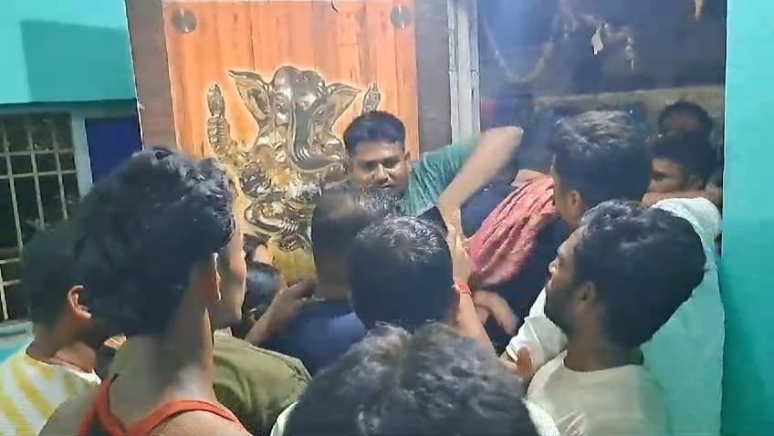 निजी क्लिनिक में गर्भवती की मौत पर हंगामा, चिकित्सक व कर्मियों के साथ की मारपीट