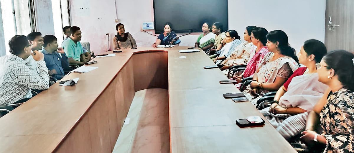 डोरंडा कॉलेज के शिक्षक संकायवार कॉलेज बनाने के पक्ष में नहीं