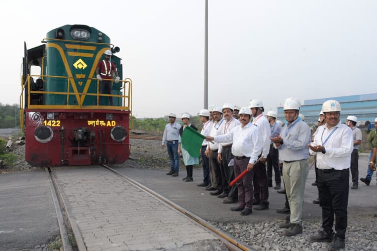 आरएसपी के हॉट स्ट्रिप मिल-2 में नया आउटर लूप ट्रैक शुरू, दुर्घटनाओं का जोखिम होगा कम