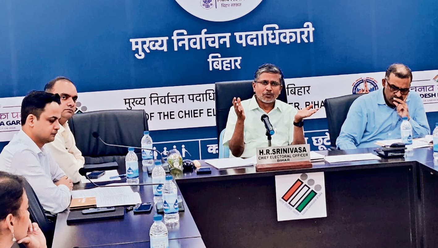 अब वोटों की गिनती की तैयारी, 14  टेबुलों पर होगा मतगणना का काम