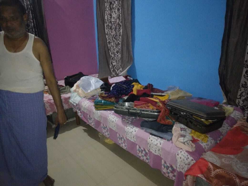 शिक्षा नगर में अधिवक्ता के घर से 10 लाख की चोरी