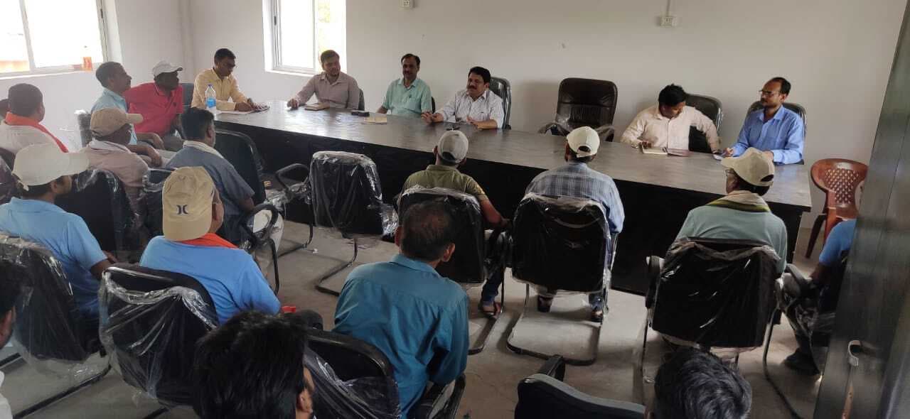 बरसात के पहले सभी नालियों की करें सफाई : नगर आयुक्त