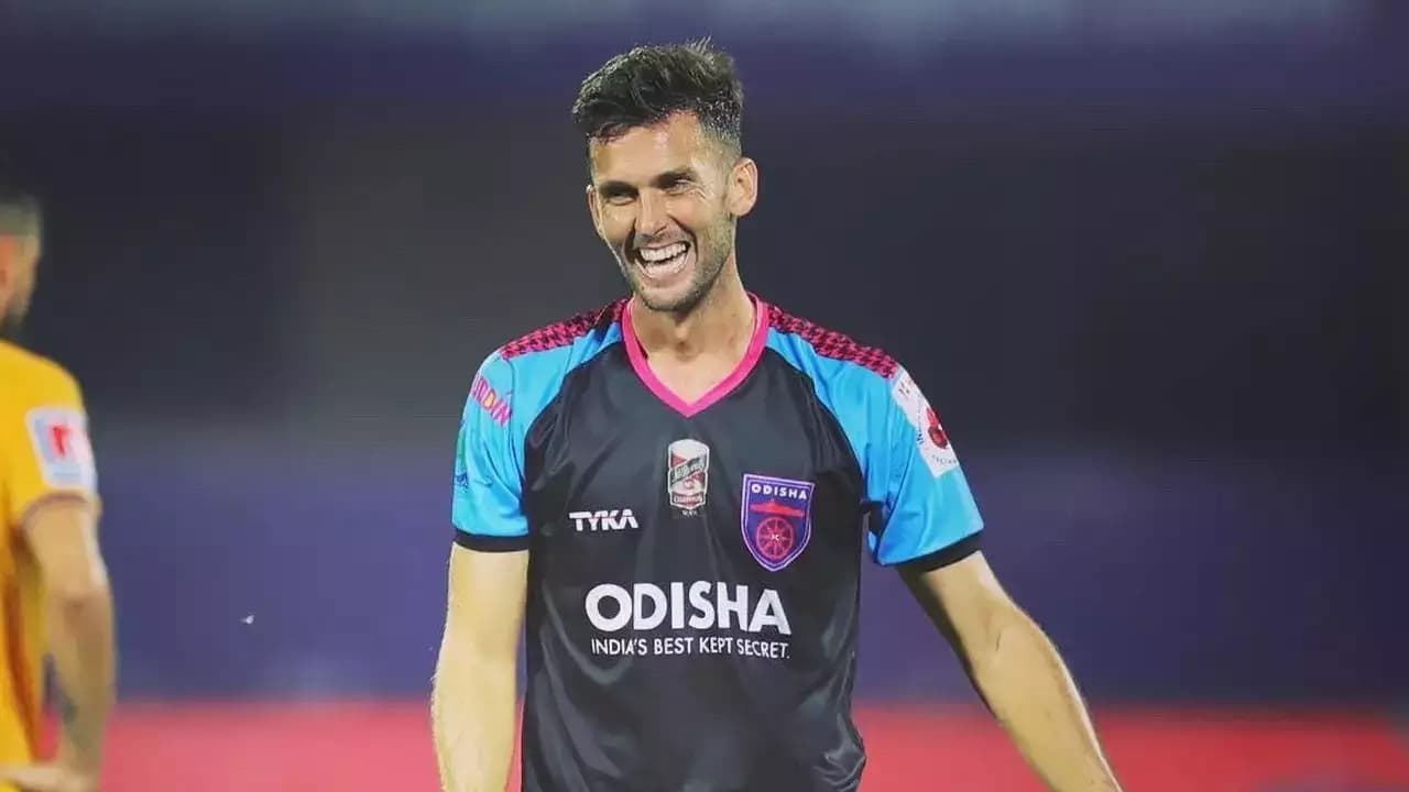 तिरी की हो सकती है घर वापसी, कार्लोस डेलगाडो भी जेएफसी के संपर्क में