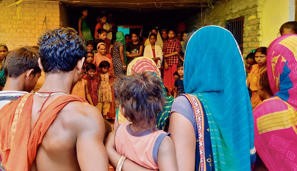 सड़क हादसे में महिला की मौत, परिजनों में मचा कोहराम