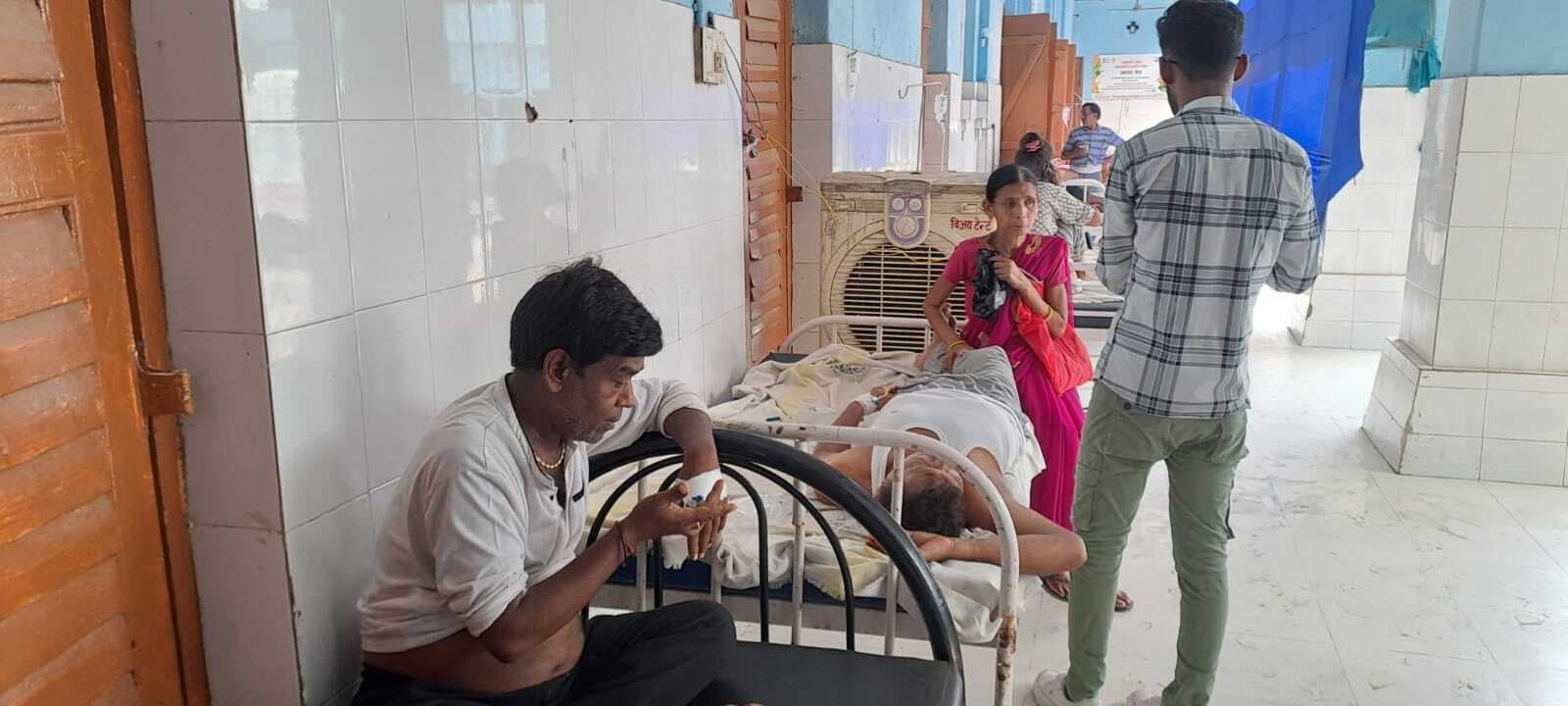 सदर अस्पताल के आइसोलेशन वार्ड में लगाये गये पांच कूलर