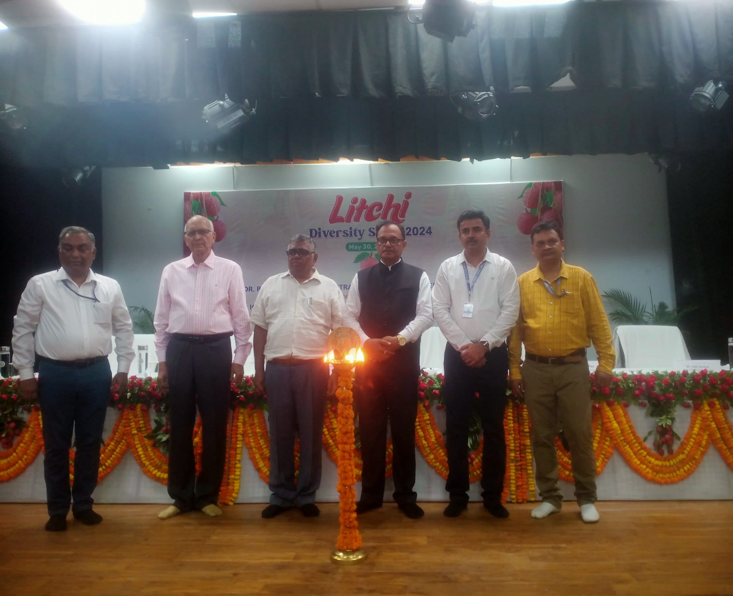 लीची की सही कीमत दिलाने के लिए प्रयास की जरूरत : डाॅ. कुमार