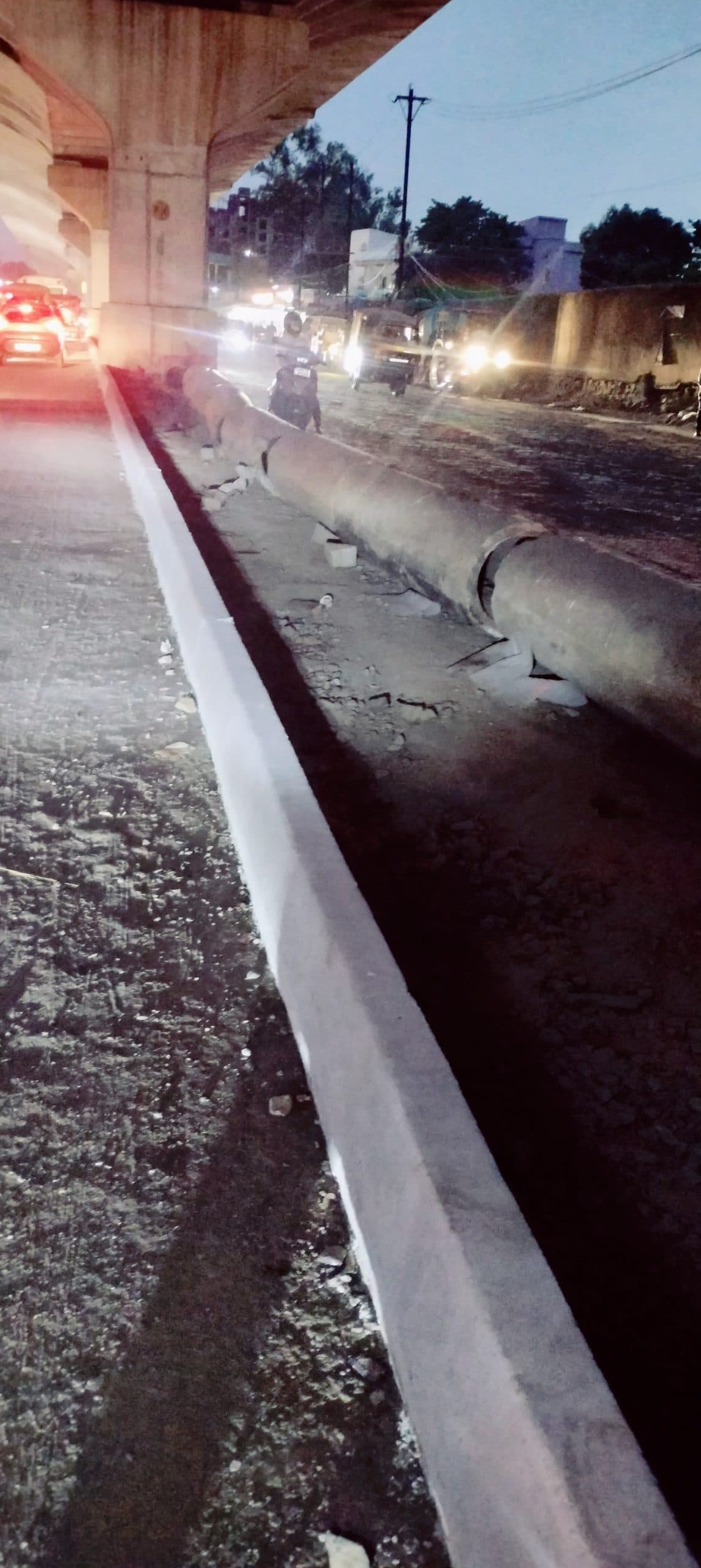 कांटाटोली फ्लाइओवर के नीचे बनेगी पार्किंग, डिवाइडर का काम रोका गया