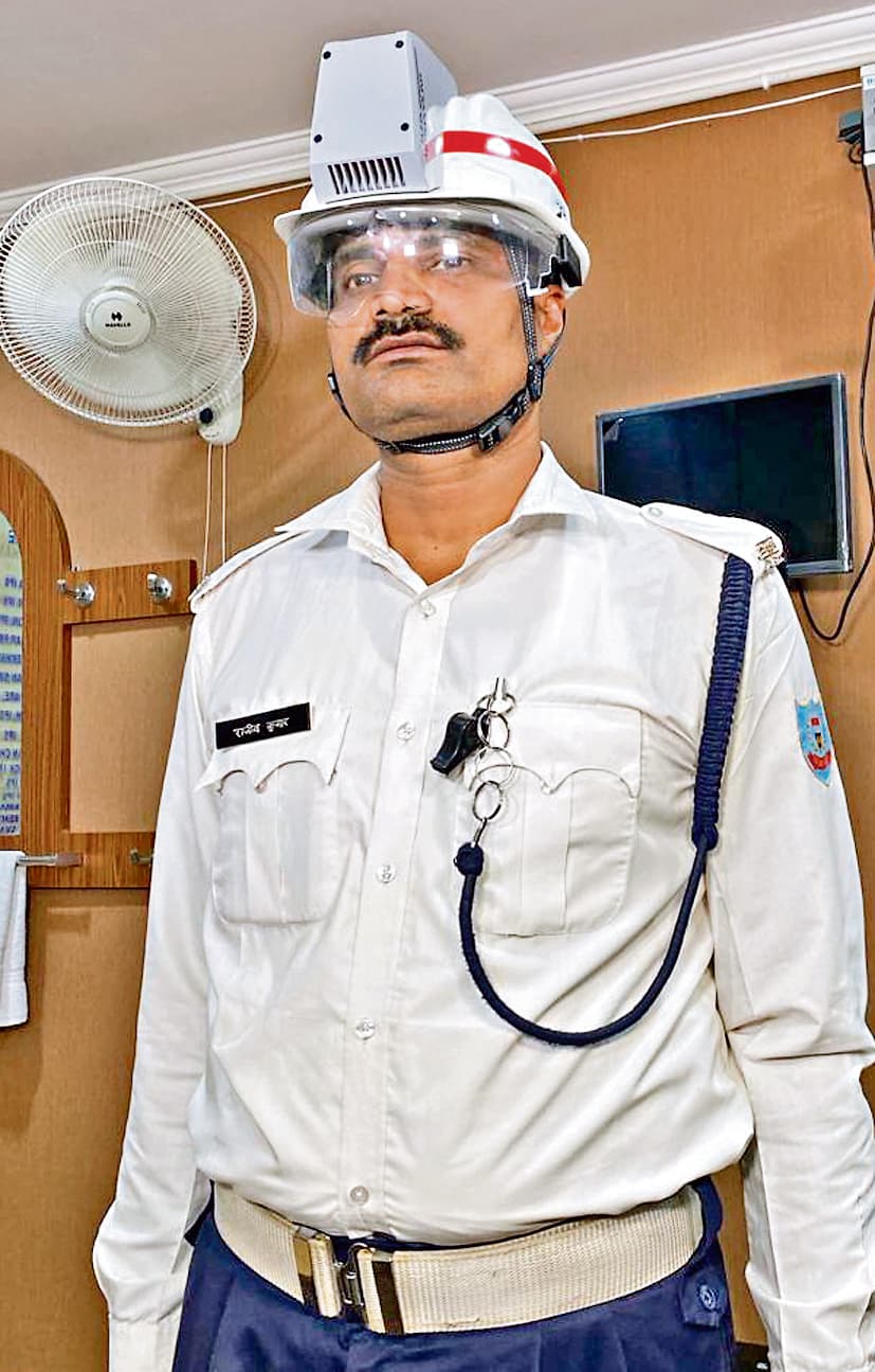 तीखी धूप से बचाव के लिए ट्रैफिक पुलिस को मिलेगा एसी हेलमेट