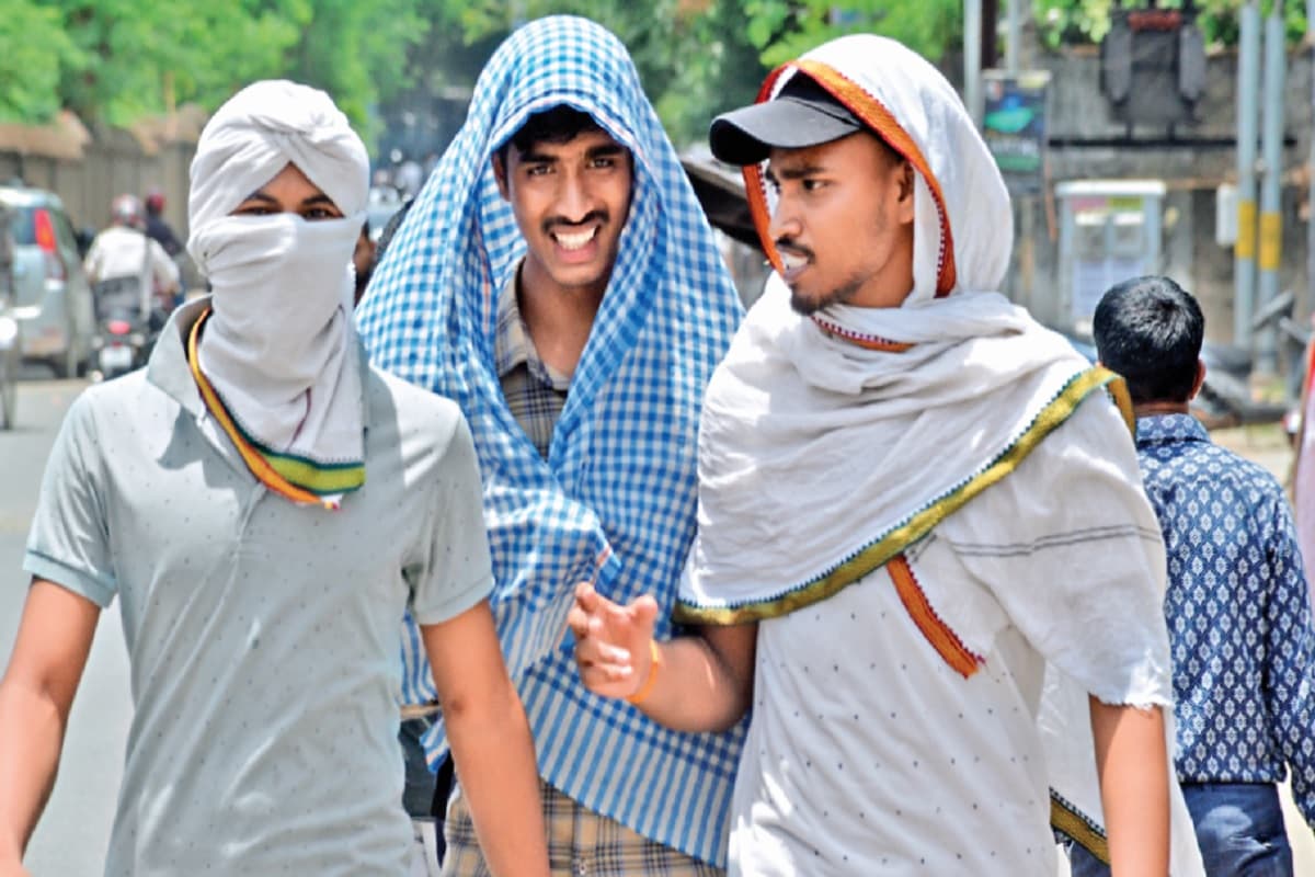 Jharkhand Weather: झारखंड में भीषण गर्मी, 23 जिलों का पारा 40 के पार, 30 और 31 मई इन इलाकों में चल सकती है लू