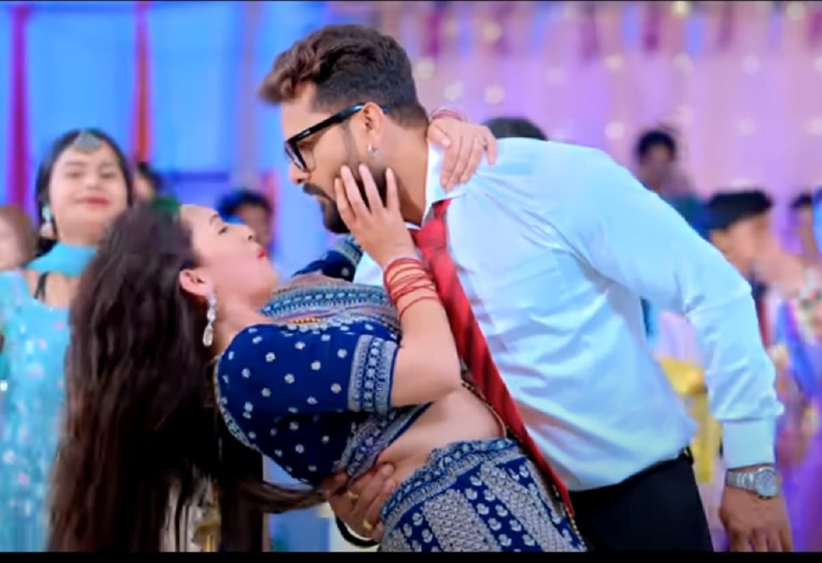 Bhojpuri Song : खेसारी और खुशी कक्कड़ का नया गाना ‘गोरी तोर गलिया’ यूट्यूब पर छाया