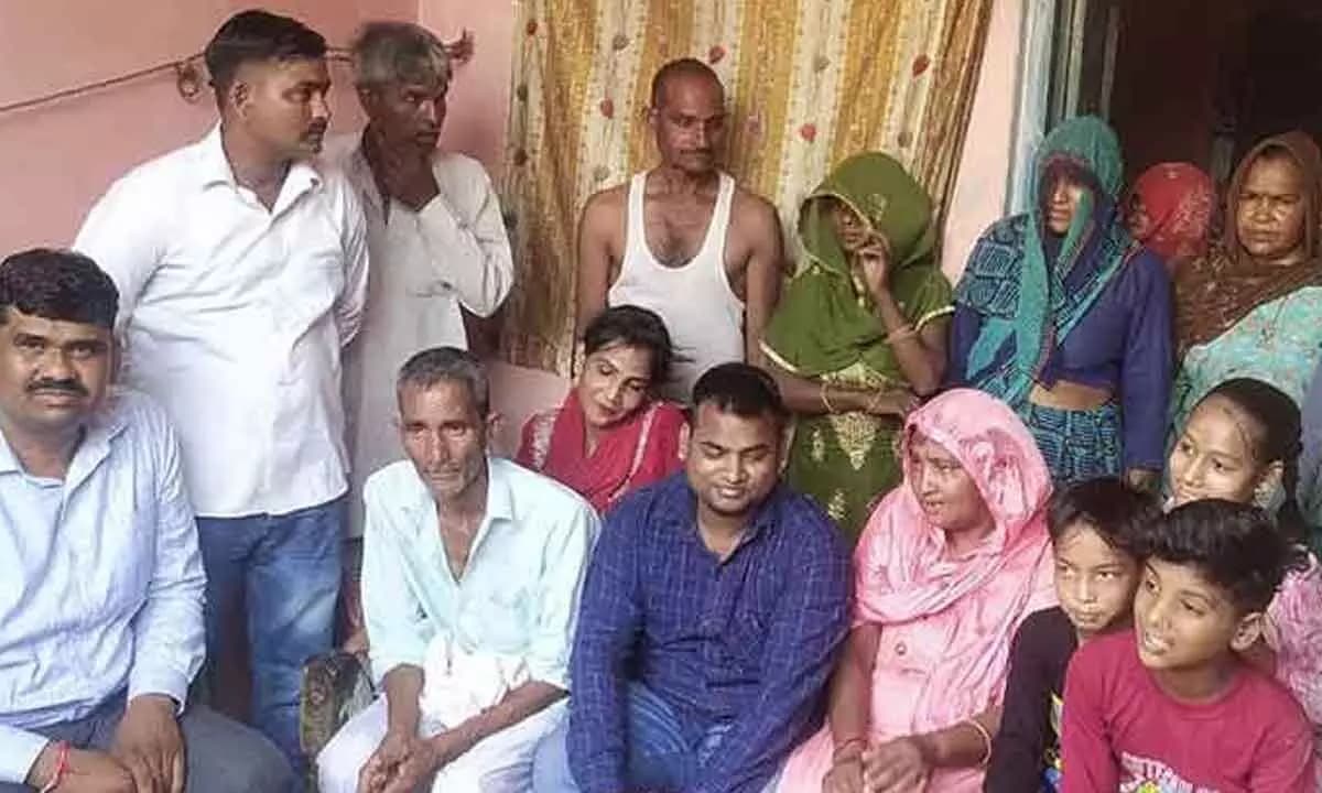 Lost And Found : Missing Man reunite with Family after 22 years Lost And Found : Missing Man reunite with Family after 22 years