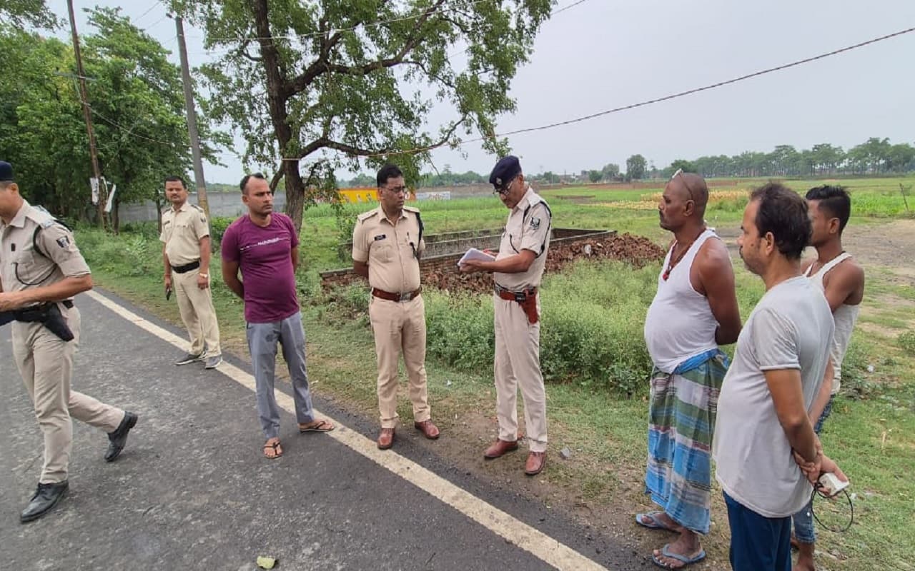 Bihar: सहरसा में स्कूल जा रहे शिक्षक की गोली मारकर हत्या, सीमा विवाद में उलझी रही पुलिस एक घंटे बाद पहुंची