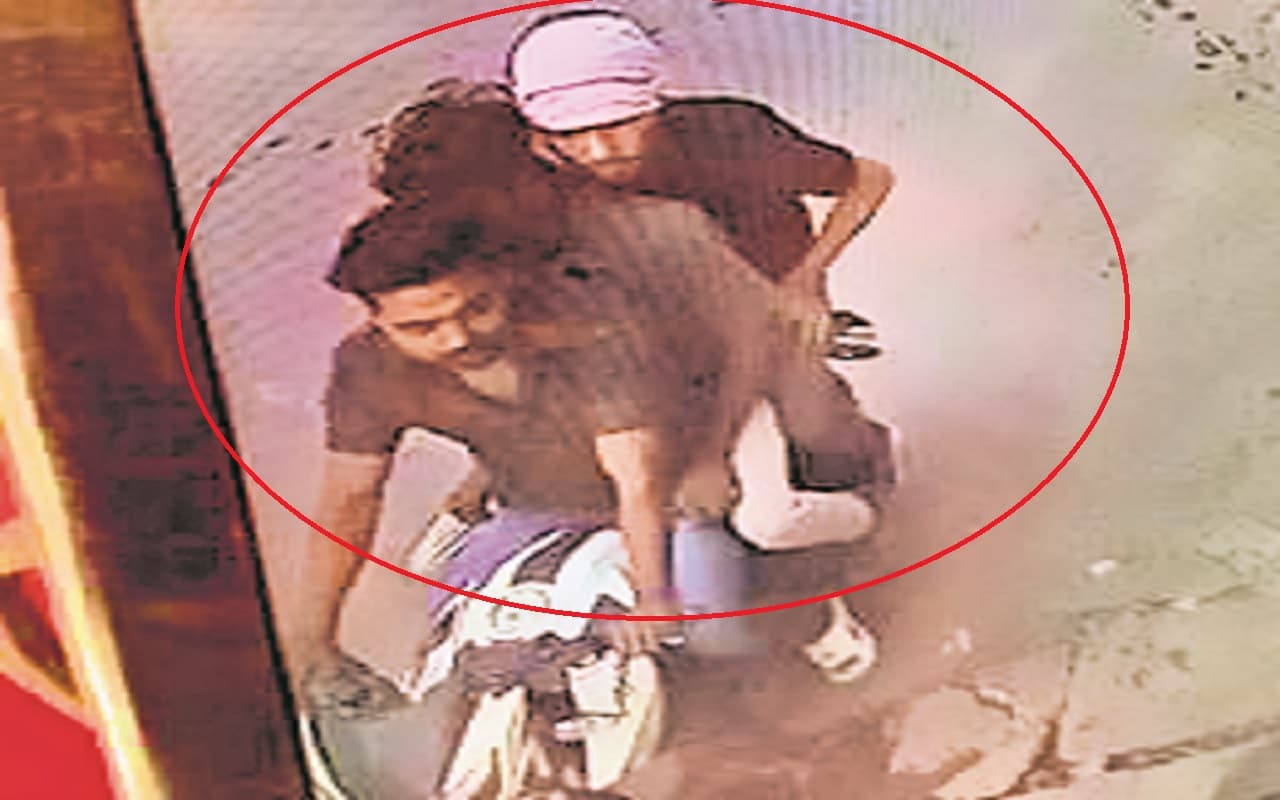 पटना में झपटमारों से रहें सतर्क, गले से चेन और जेब तक से फोन छीनकर दिनदहाड़े भाग रहे, जानिए ये घटनाएं..