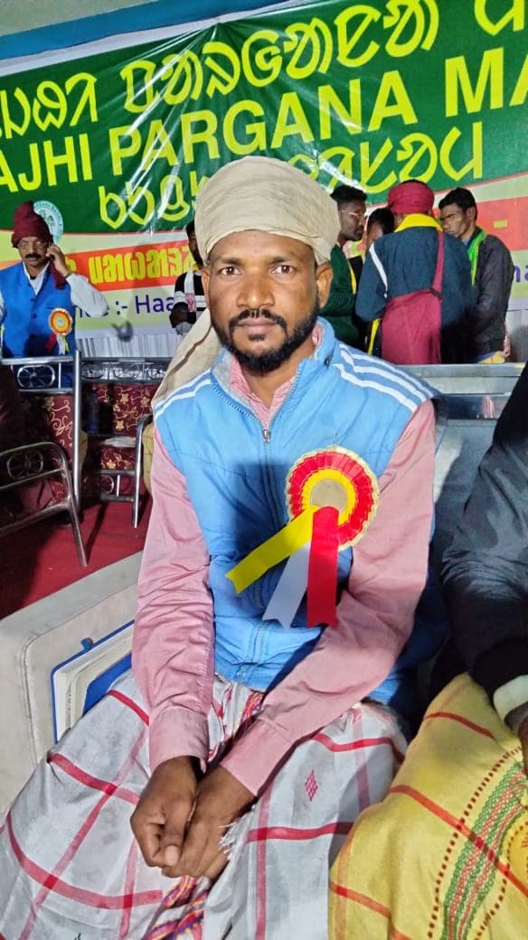 38 वर्षीय युवा पिथो मार्डी 250 राजस्व गांवों को दे रहे कुशल नेतृत्व