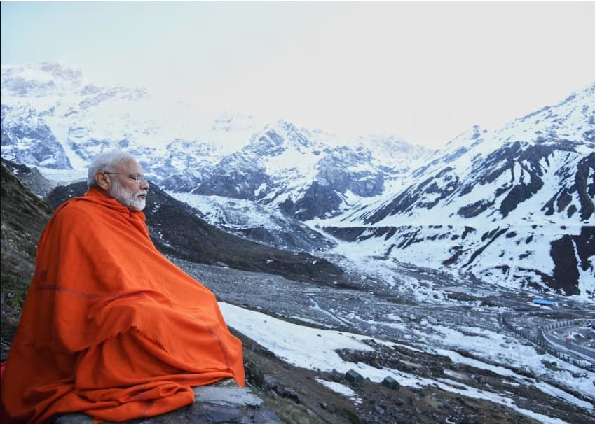 पीएम मोदी का मेडिटेशन रखता है हर टेंशन से दूर