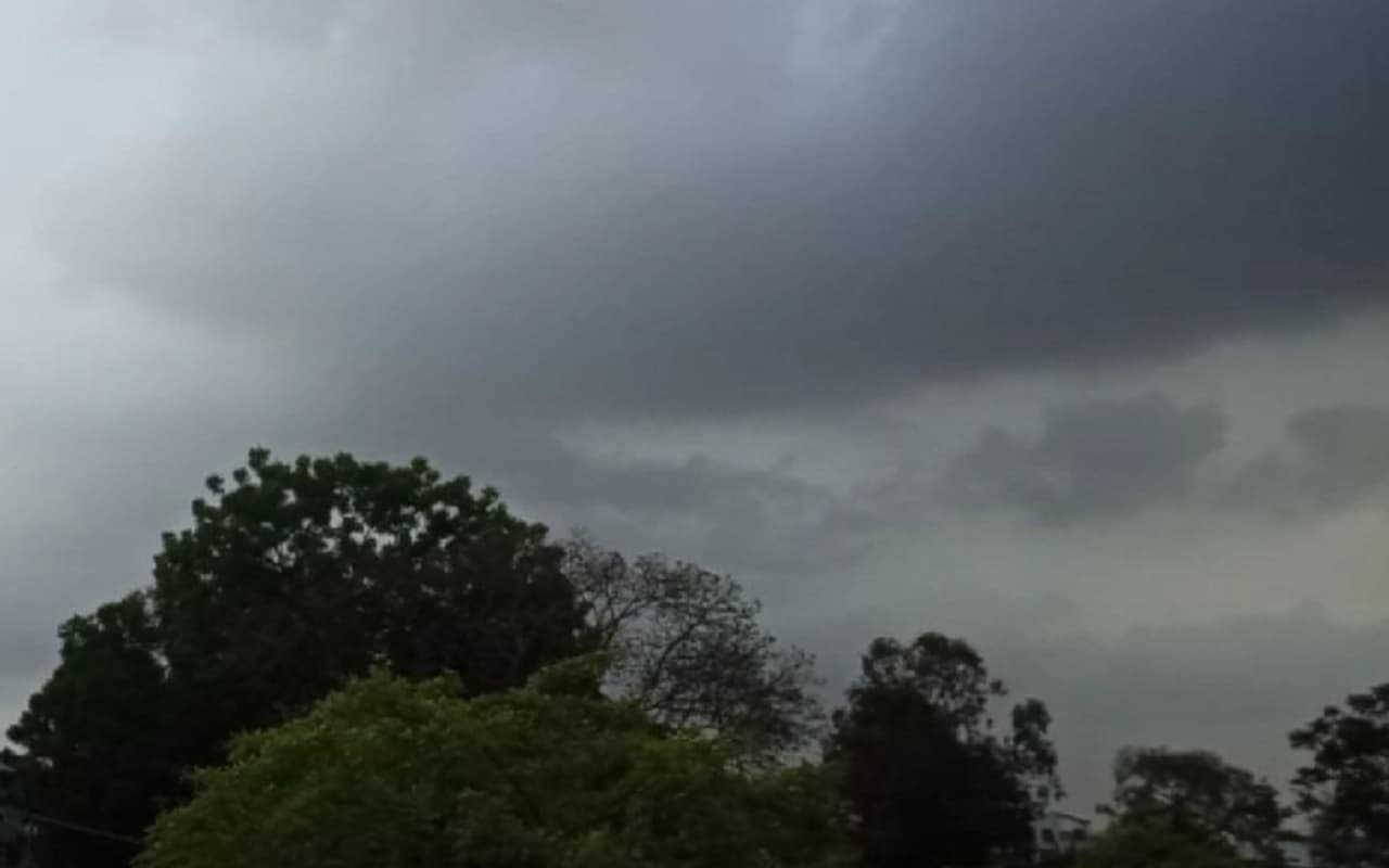 Kal Ka Mausam: सूर्य के दक्षिणायन होता देख बिहार से विदा हुआ मॉनसून, कल आसमान में रहेंगे बादल पर बरसेंगे नहीं