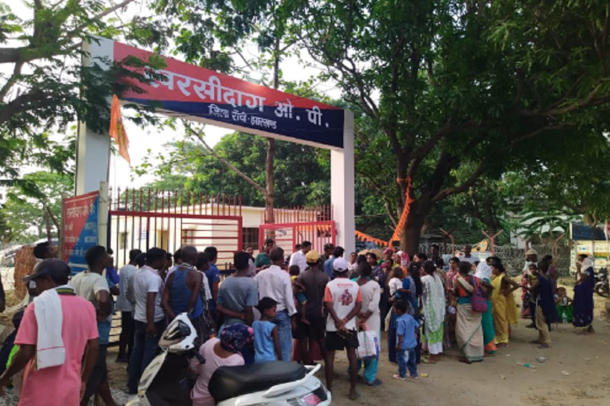 Ranchi Crime News: सेना के जवान की पत्नी से सामूहिक दुष्कर्म मामले में चार हिरासत में, पुलिस कर रही है पूछताछ