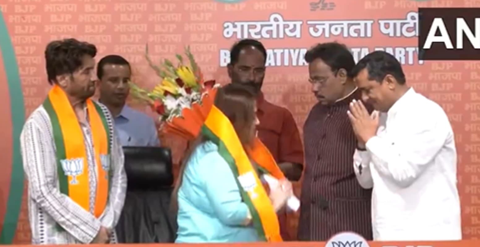 Lok Sabha Election 2024 : अभिनेता शेखर सुमन और राधिका खेड़ा ने थामा बीजेपी का दामन, I-N-D-I-A गठबंधन को लगा झटका