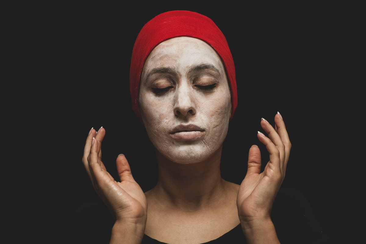 Skin Care Tips: घर पर तैयार किये गए ये फेस पैक बढ़ा देंगे चेहरे की चमक