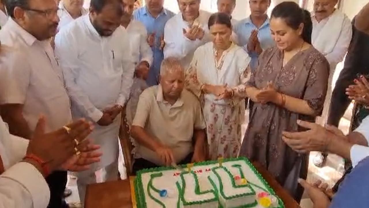 लालू यादव को मुकेश सहनी ने दी जन्मदिन की बधाई, पढ़िए आरजेडी प्रमुख को लेकर क्या कुछ कहा..