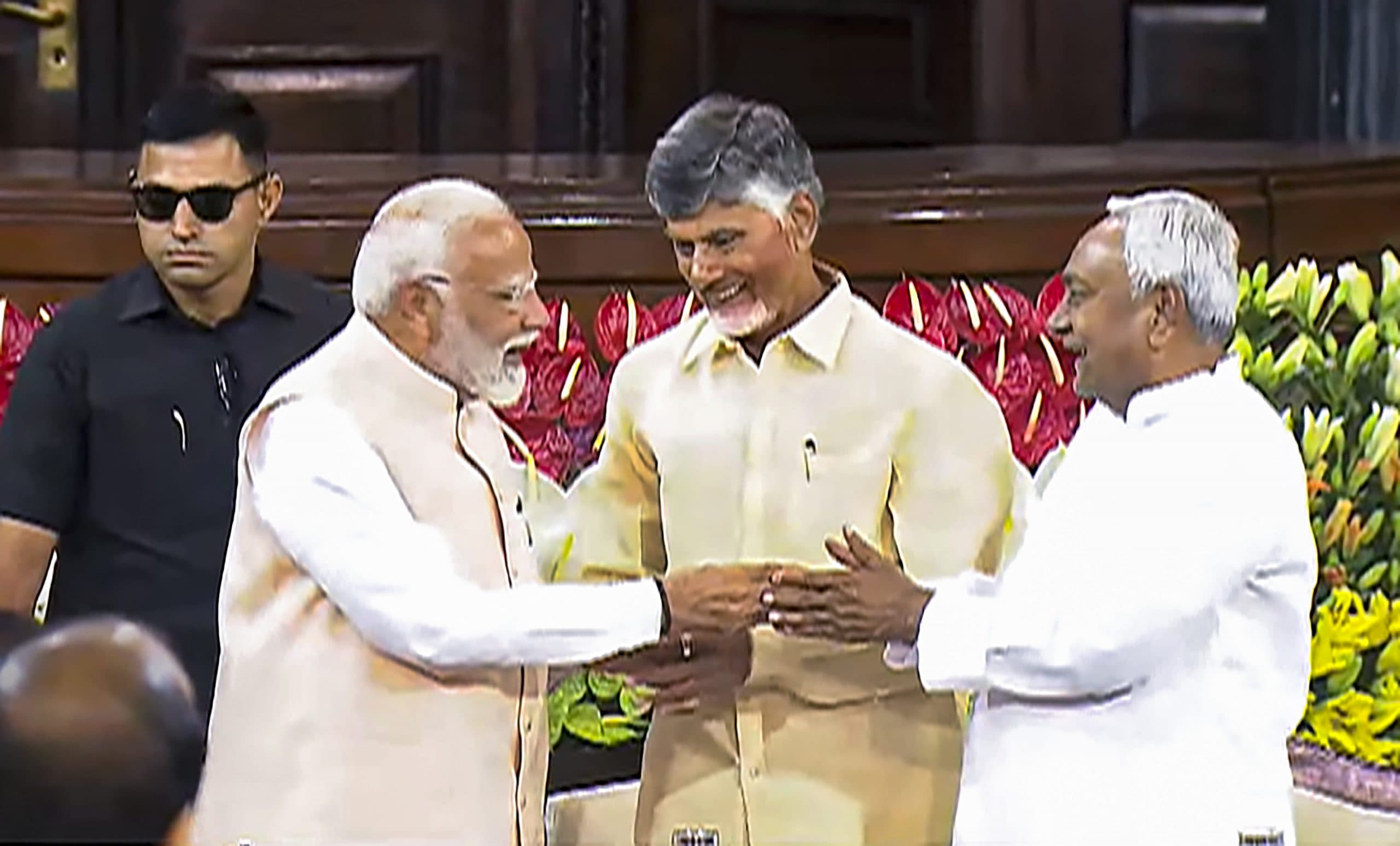 NDA Meeting: नौ जून को शाम 7.15 बजे नरेंद्र मोदी लेंगे शपथ