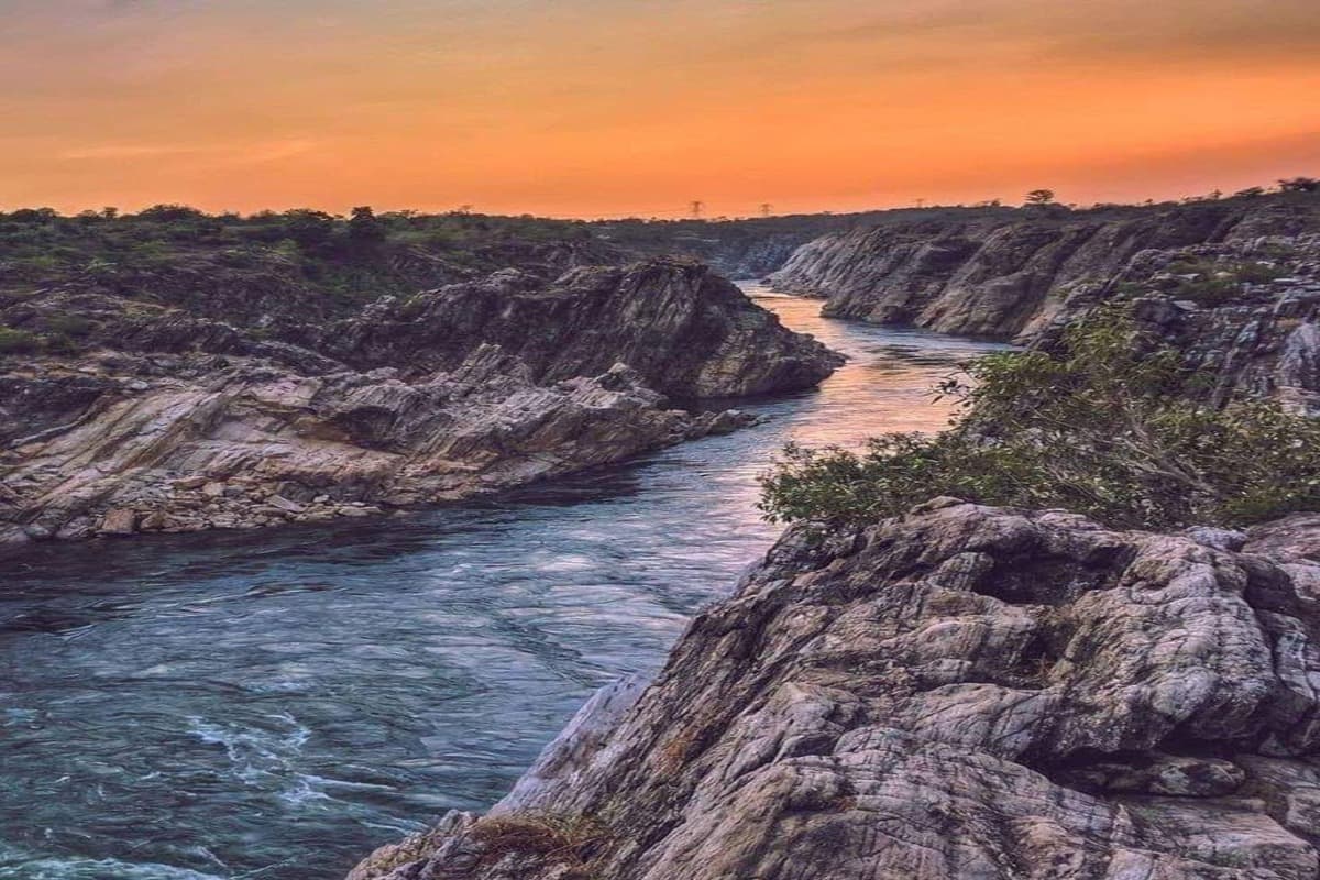 अपनी ट्रिप को बनाएं और भी एडवेंचरस, MP Tourism के जबलपुर-भेड़ाघाट Cycle tour के साथ