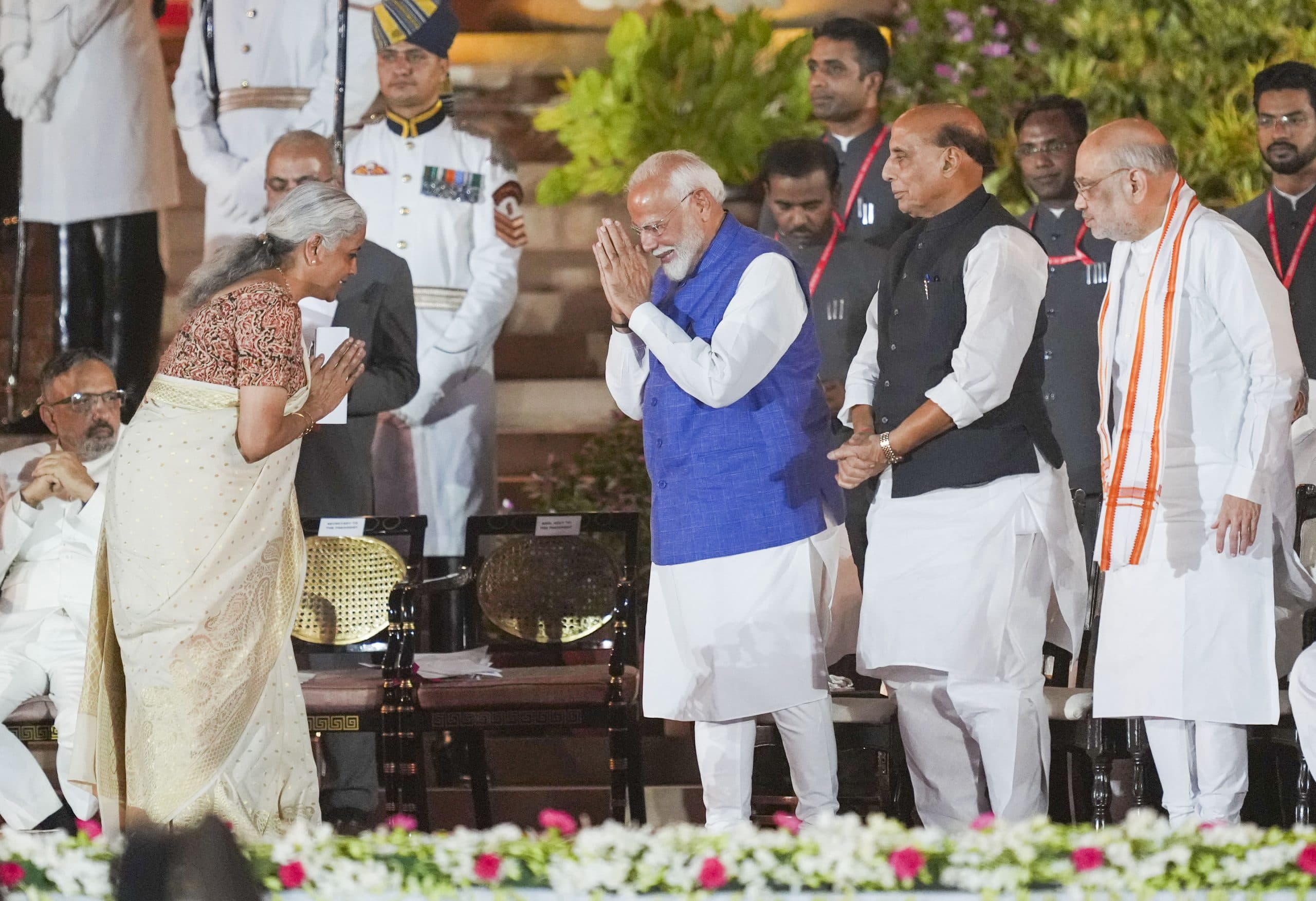 Modi Cabinet: शाहरुख खान से लेकर अक्षय कुमार और रजनीकांत तक… शपथ ग्रहण समारोह में पहुंची फिल्मी हस्तियां