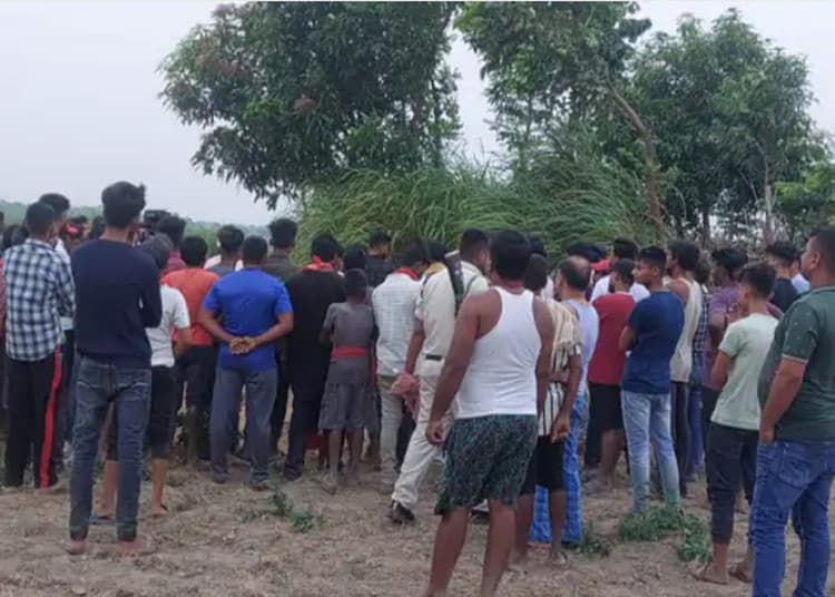 Murder In Vaishali: हाजीपुर में आम के पेड़ से लटका मिला दंपती का शव, भाग कर की थी शादी
